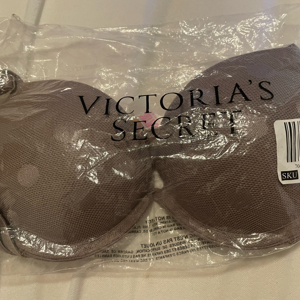 Victoria's Secret Pink Wear Everywhere Super Push Up 32B